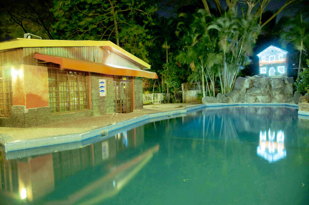 Hotel Restaurante Cesar Managua Exterior photo